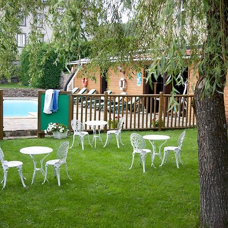 Logis Hotel Le Petit Breuil La Courtine Exterior foto